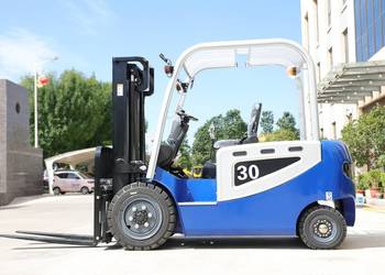 Wózek widłowy elektryczny Müller Machinery MFE 30, udźwig 3 t – nowy