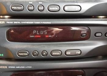 Wieża pionier z kolumnami