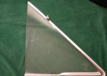 Szyba boczna prawa uchylna Opel Rekord A