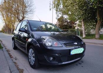 Ford Fiesta MK6 1,3 benzyna 2007 Rok Lift