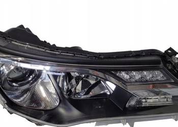 LAMPA PRAWY PRZÓD XENON TOYOTA RAV4 IV EU