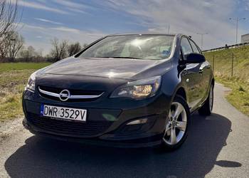 Opel Astra J