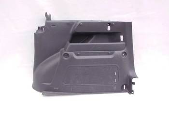 Boczek tapicerka prawa bagażnika Skoda ROOMSTER II 06-2014r 5J7867430