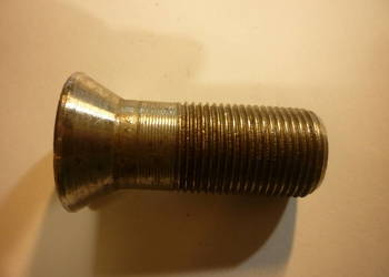Sruba M20 x1,25