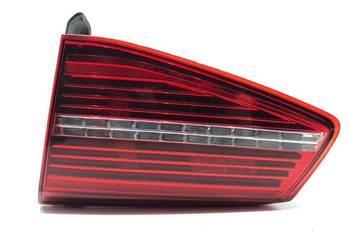 LAMPA TYŁ PRAWA WEWNĘTRZNA VW PASSAT B8 3G9945308A Kombi ŚWIATŁO