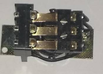 Przekaźnik R-15 3PDT 10A 24V-