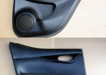 BOCZEK TAPICERKA DRZWI TYLNYCH LEWY, PRAWY NISSAN QASHQAI J11 82922-4EA1A
