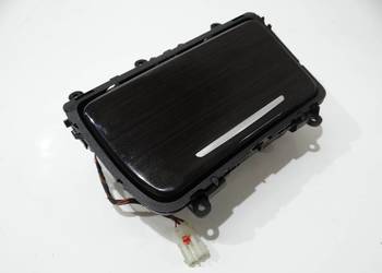 SCHOWEK UCHWYT NA KUBKI BMW F10 F11 9241714