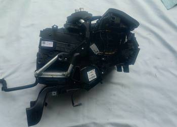 Nagrzewnica wentylator obudowa renault Clio 5