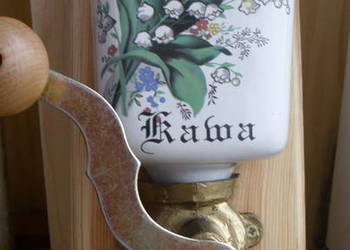 Młynek do kawy z konwalią , wiszący