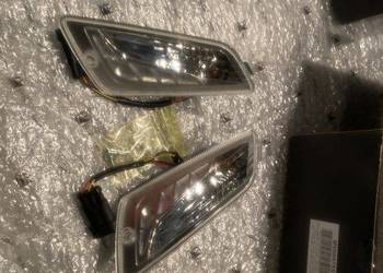 Kierunkowskazy Piaggio Vespa GTS GT GTV 125/300 KPL LED Przód N194