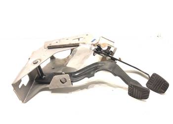 PEDAŁY MANUAL OPEL ANTARA A 2.0 150KM