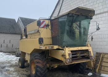 Kombajn New Holland Tx32