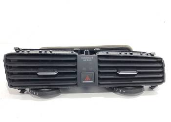 KRATKA NAWIEWU ŚRODKOWA VW GOLF VII 5G1819728AE Hatchback WENTYLACJI