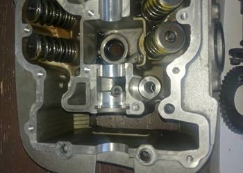 Głowica Suzuki VX 800