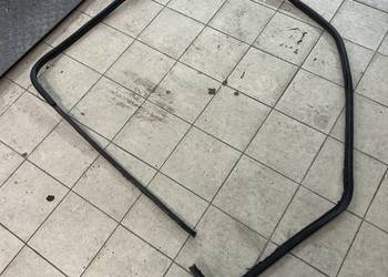 Uszczelka drzwi bmw e30 coupe wąska prawy przód