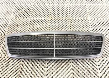ATRAPA GRILL MERCEDES W203 00-07 2038800483 Kombi KRATA