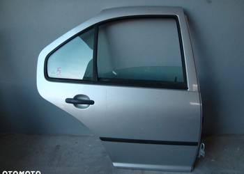 DRZWI PRAWY TYŁ TYLNE VW BORA SEDAN