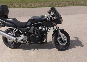 YAMAHA FZS 600 Fazer