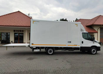 Iveco Daily 35S16S V Hi-Matic Tył na Poduszkach Drzwi Boczne Winda 750kg P…