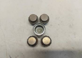 Ford Ranger VI 6 2024r ŚRUBY ZABEZPIECZAJĄCE KLUCZ 