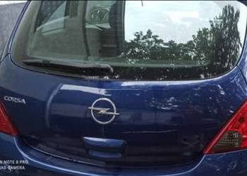 tylne światła opel corsa D.