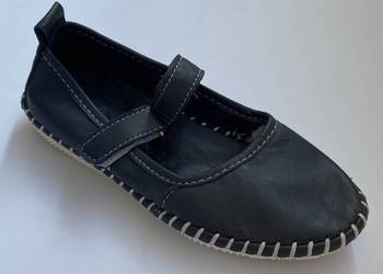 Granatowe dziewczęce skórzane baleriny rozm.32