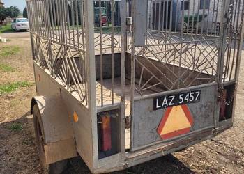 Przyczepka dwukółka