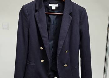 Granatowa marynarka żakiet ze złotymi guzikami