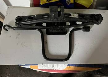 Podnośnik Trapezowy Samochodowy