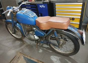 Wsk 1957 oryginalny niebieski lakier zarejestrowana na białą tablicę