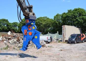 Obrotowa szczęka krusząca kruszer Trevi Benne Trevibenne FR 23 (2340 kg)