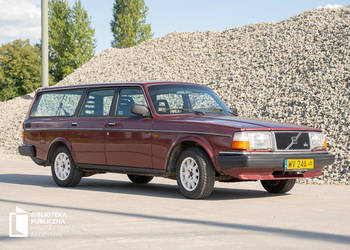VOLVO 240