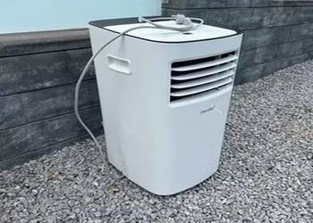 Przenośny klimatyzator 7000 BTU — jak nowy, pełne wyposażenie