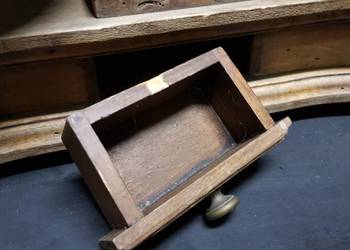 Waga eklektyczna datowana 1852 rok antyk