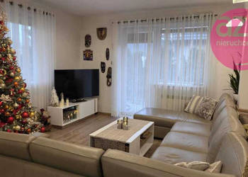 Dom jednorodzinny z garażem i ogrodem, Nowy Sącz