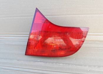 AUDI A4 B7 8E9 KOMBI LAMPA PRAWY TYŁ PRAWA TYLNA 8E9945094