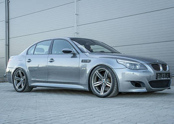 BMW M5 E60 V10 / 5.0 507HP IV (E60) (2005-2010)