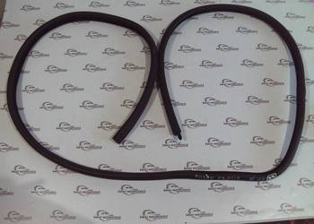 BMW E91 06r uszczelka prawa przód 7060287