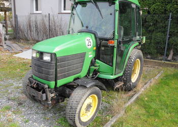 Traktor John Deere 4400 . 4 x 4 . 34 km . hydro tuz wałek z przodu z tyłu