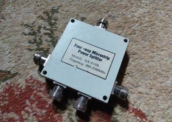 QX-010B - “Clearance” 4 Way Microstrip Cellular Power Splite