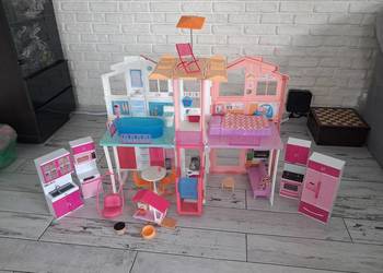 Domek Barbie Dream House, winda, zjeżdżalnie lalki i akcesoria. Mega zestaw