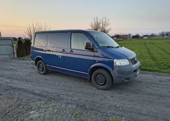 VW Transporter T5 1.9TDI mały przebieg, hak niezawodny