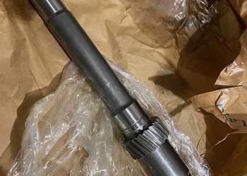 87699353 Wałek Puma Magnum T7. T7070 CNH New Holland ORG 87699353 Wałek Puma Magnum T7. T7070 CNH New Holland ORG