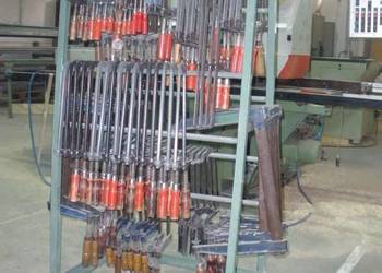 Ściski stolarskie solidnych niemieckich firm + wózek