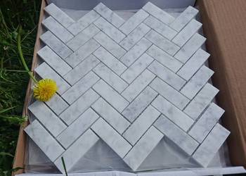 Mozaika JODEŁKA Bianco Carrara, marmur, poler i mat