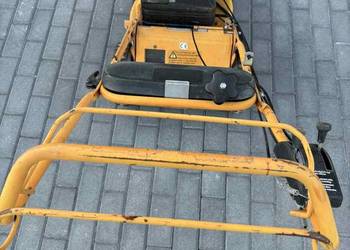 Kosiarka as motor na części