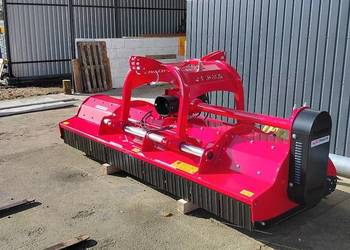 Mulczerowanie Mulczer  Koszenie Łąk / Traw Zarośli Kosiarka Bijakowa