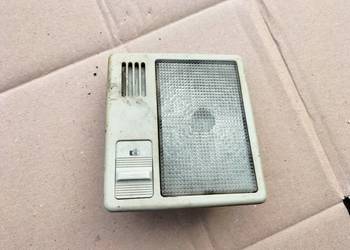 AUDI 80B4 80 B4 LAMPKA WNĘTRZA OŚWIETLENIE KABINY
