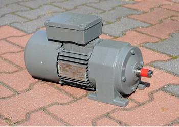 Motoreduktor 0.25kw. 50obr. z hamulcem. Firmy SEW